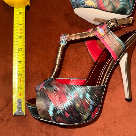 ALDO Heels Womens Size 7.5 Green Red Platform Strappy Stiletto Colorful - Picture 4 of 8